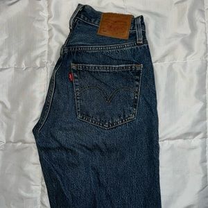 Levi’s Straight Leg 24x30